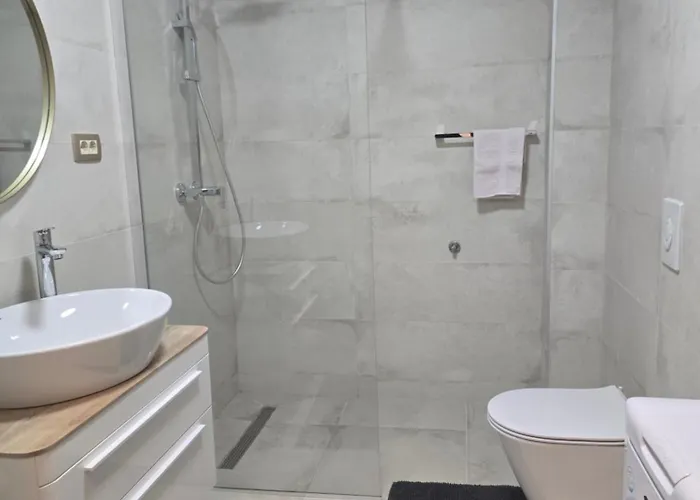 Mate Luka 马卡尔斯卡